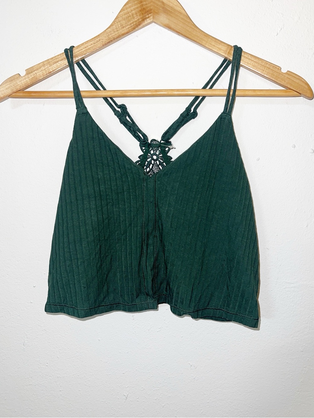 Aerie Dark Green Ribbed Lace-Back Floral Cami Crop Top